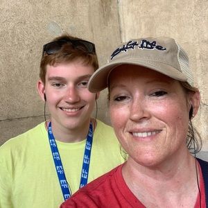 Meet your Posher, Melissa